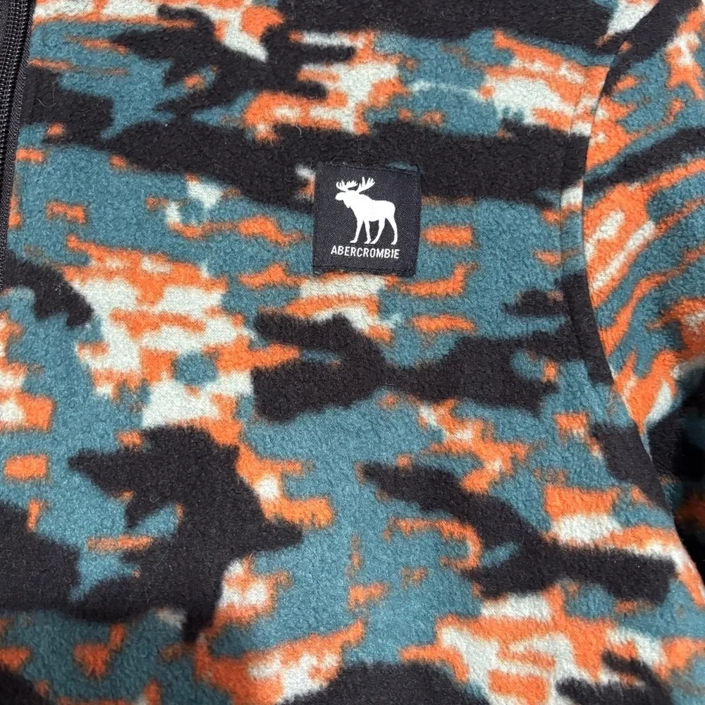 Abercrombie Kids Teal and Orange Camouflage Pullover